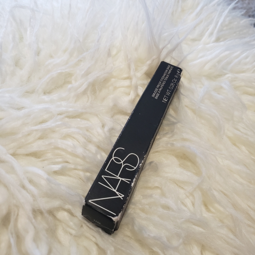NARS smudge proof eyeshadow base